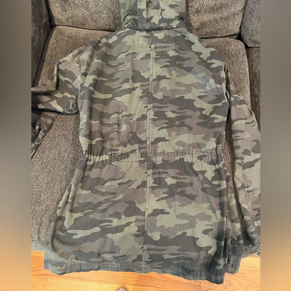 Universal Thread Camouflage Jacket - Picture 5 of 8